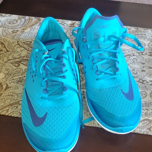 Nike Other - Brand new Nike shoes